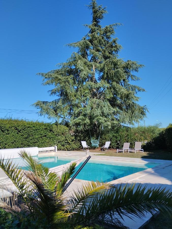 L'Atelier Saint-Sulpice Entre Bordeaux Et St Emilion Bed and Breakfast Exteriör bild